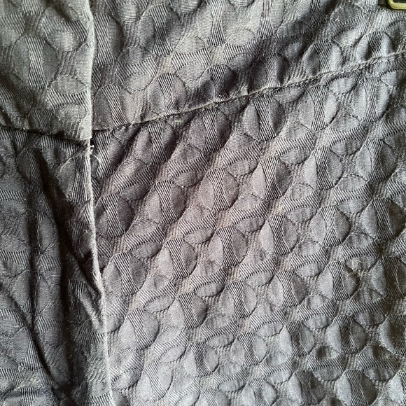 Crown & Ivy shorts - Picture 3 of 5